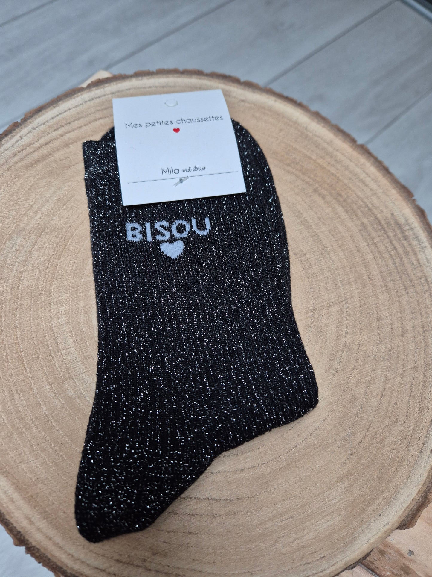 Chaussettes noires à message bisou