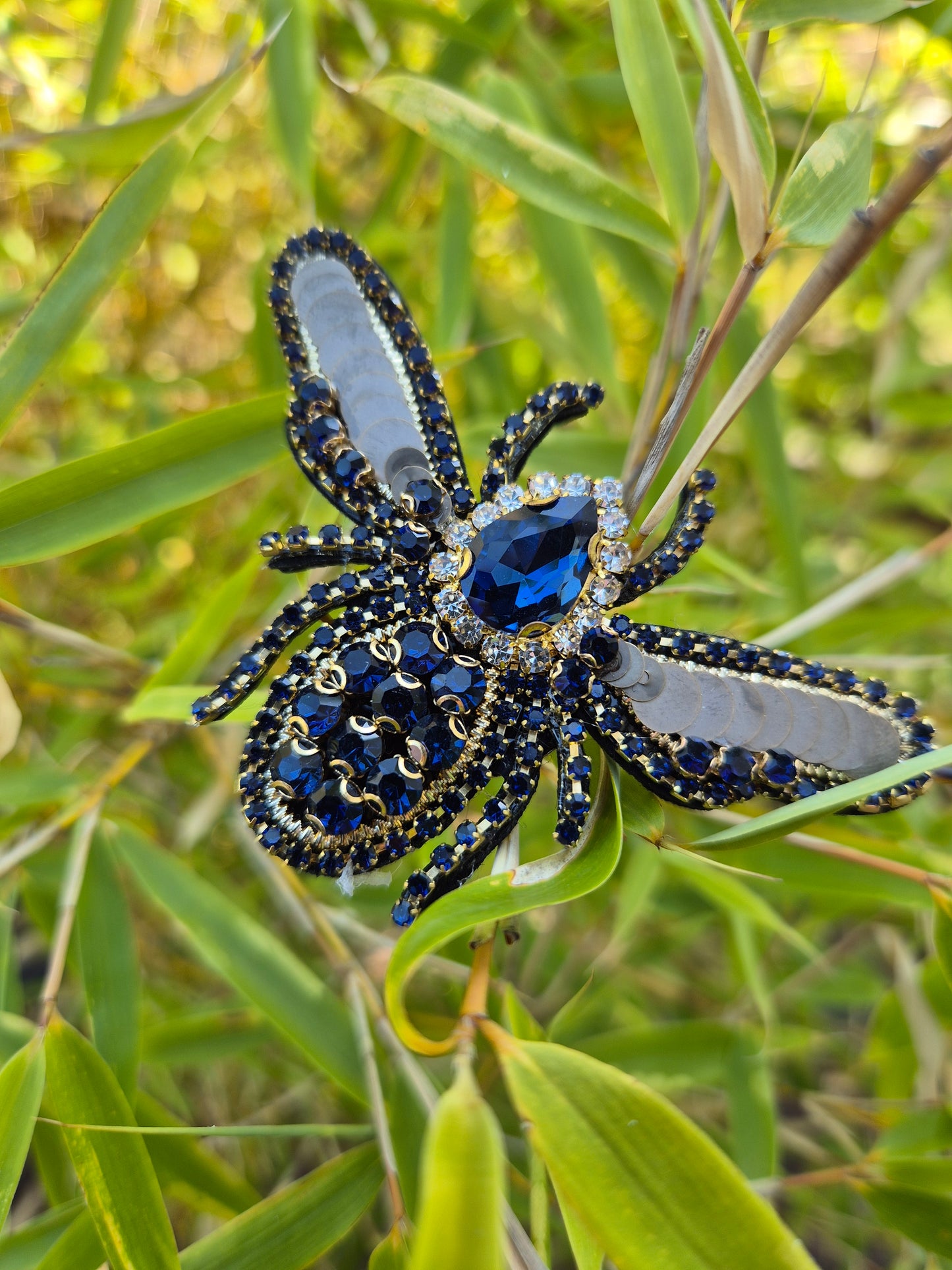 Broche scarabée bleu/doré