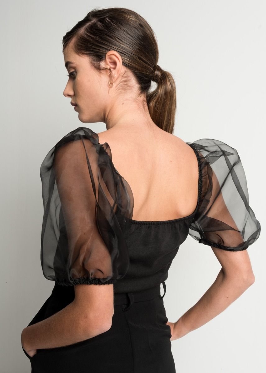 Magnifique top noir manches organza