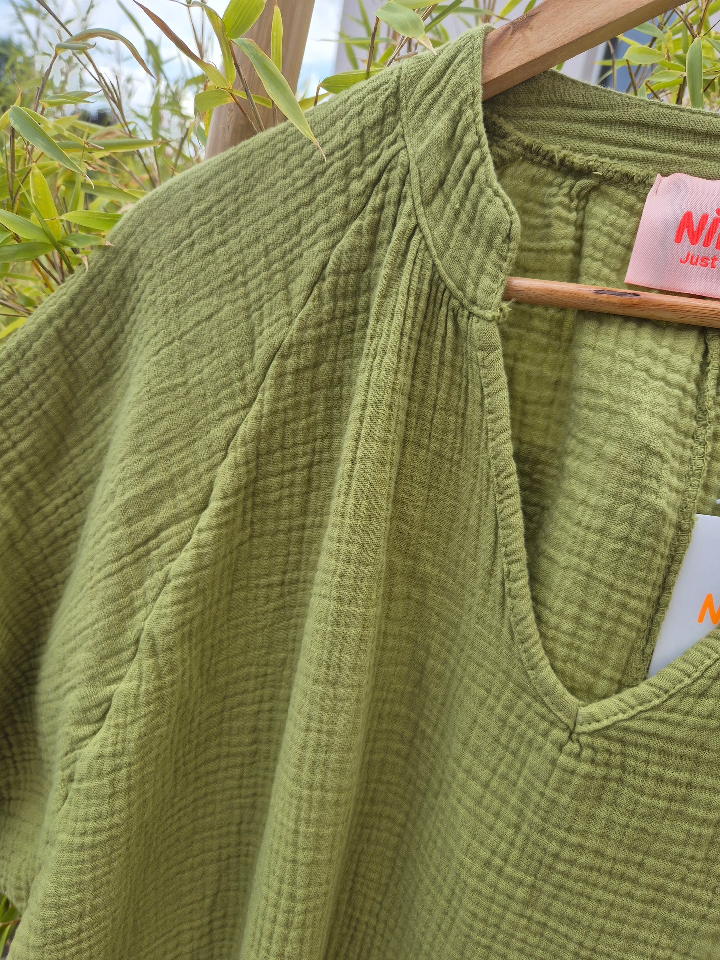 Robe courte vert olive